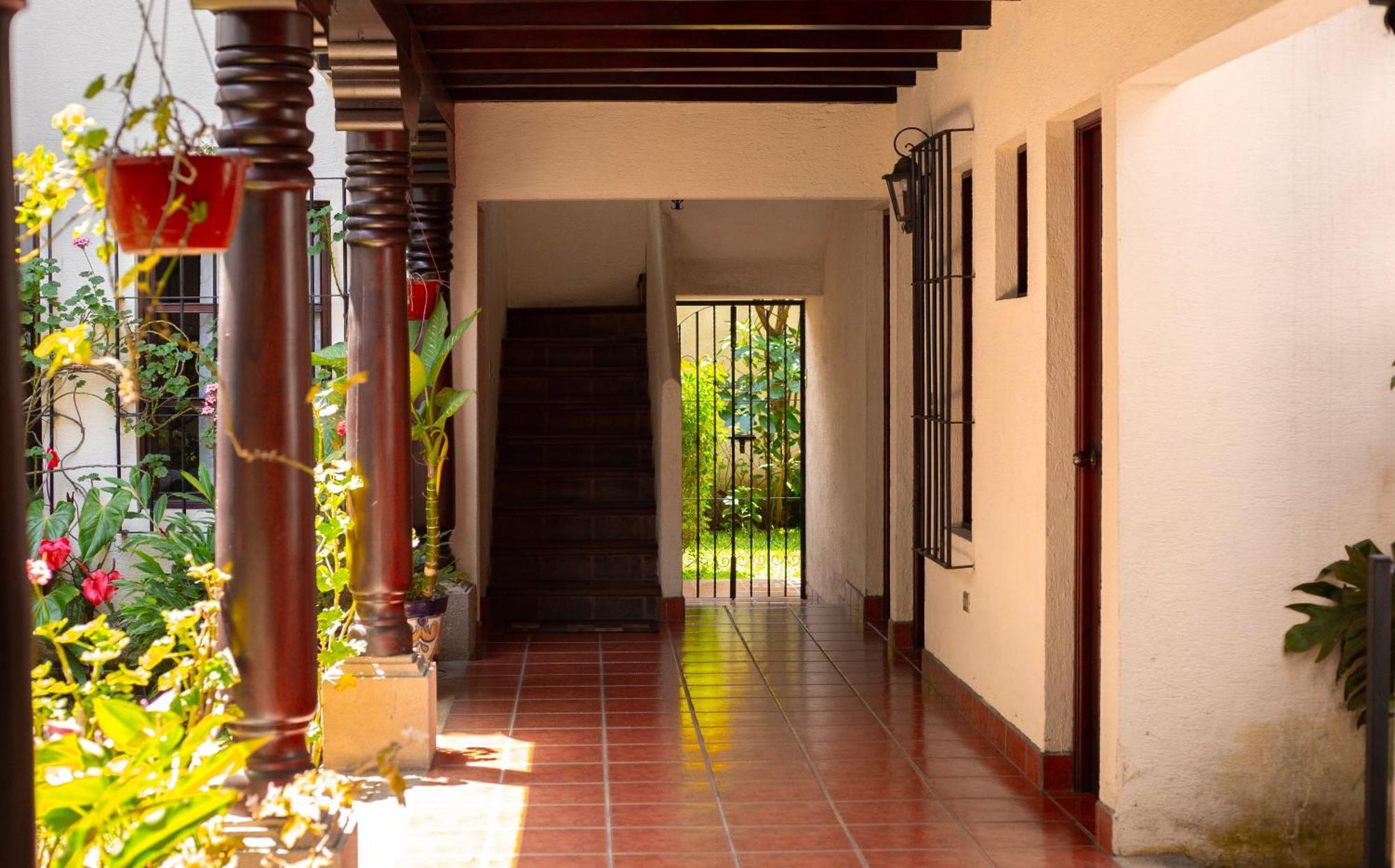 Palacio Del Conquistador San Cristóbal El Bajo Exteriör bild